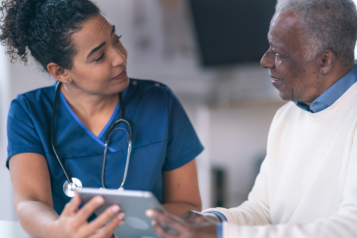 Patient and doctor talking to eachother